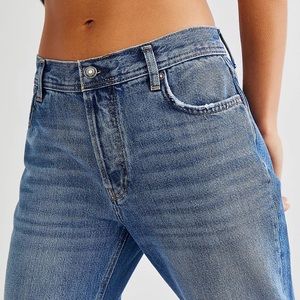 We the free jeans Maggie mid rise blue ripped knee size 30 straight leg new